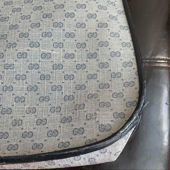 😻 Authentic Vintage Gucci Crossbody Bag - Picture 14 of 15